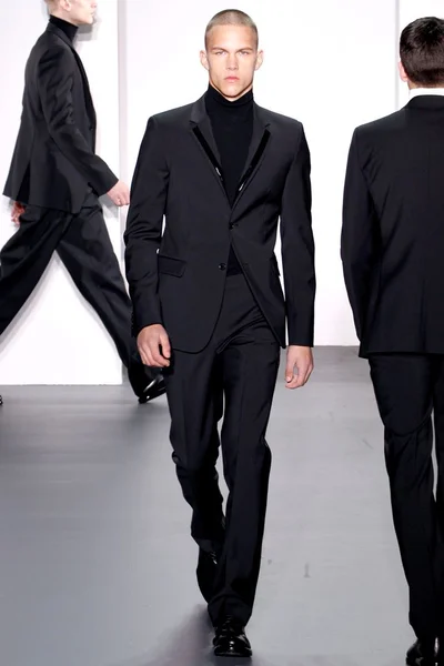 Look 40